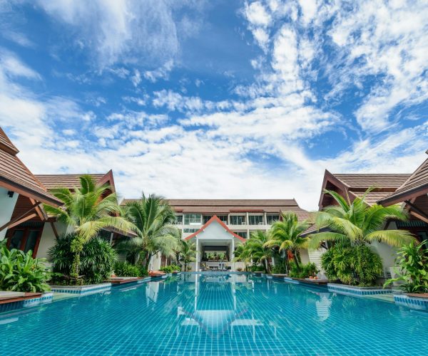 pexels-boonkong-boonpeng-442952-1134176